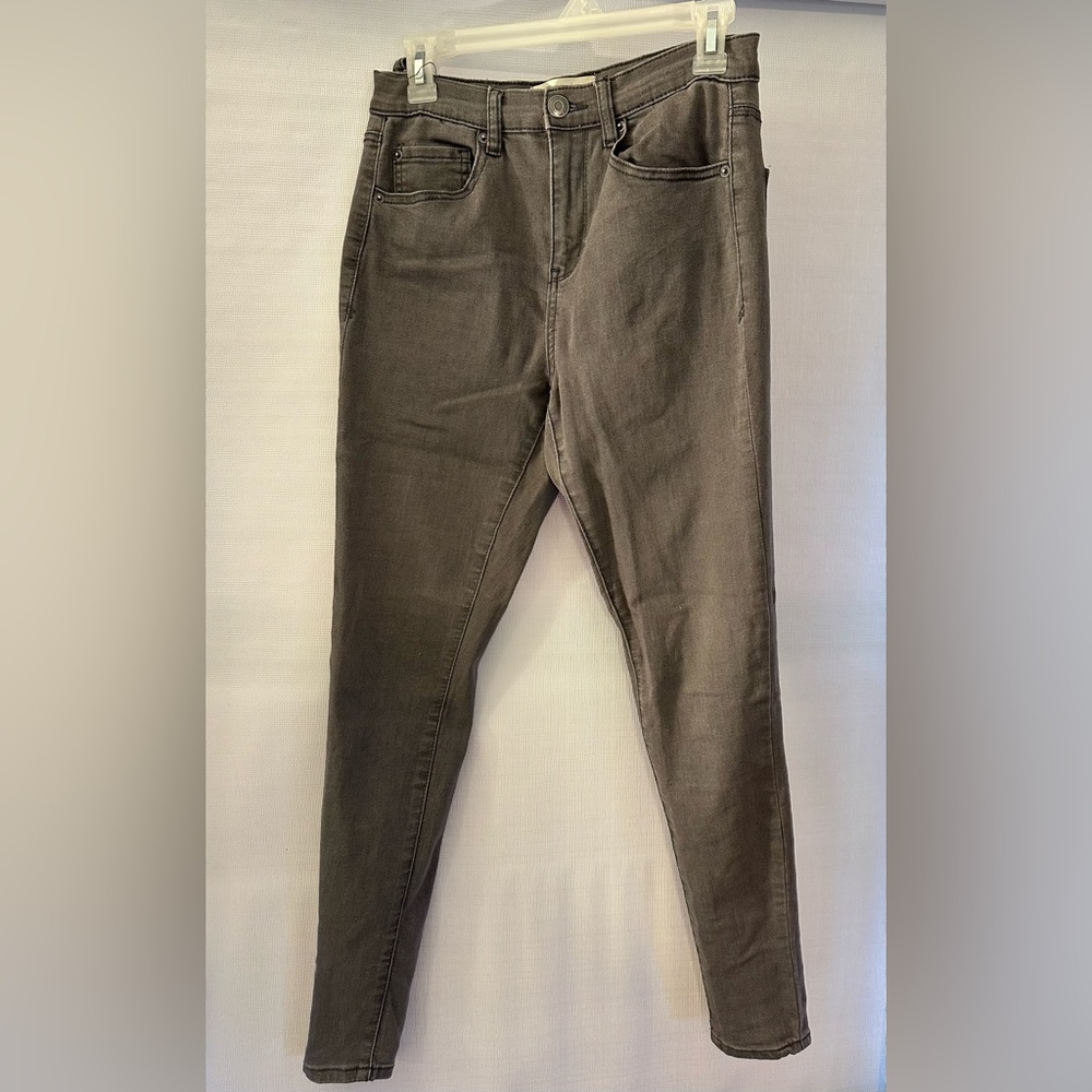 Super comfy grey MUDD flxstretch high-rise lean legging